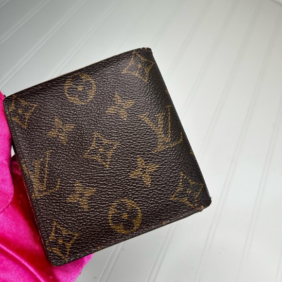 Louis Vuitton Multiple Pocket Wallet - Picture 5 of 13
